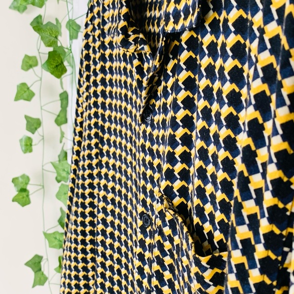 Visco Printed Button Up - Picture 3 of 5